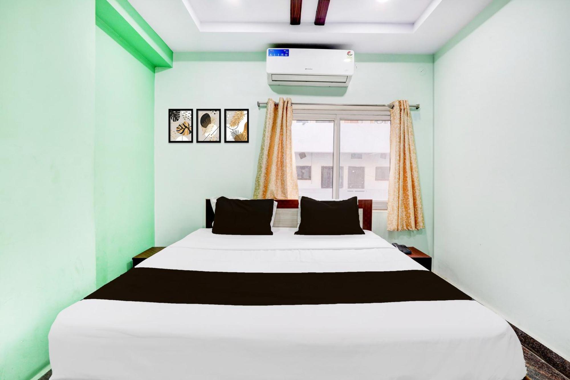 היידראבד Hotel O Anoos Minarva מראה חיצוני תמונה