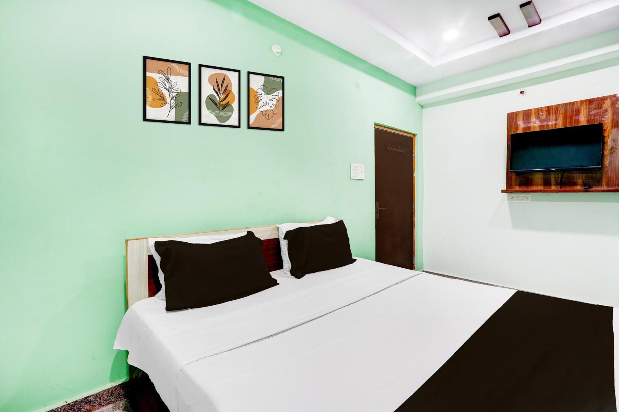היידראבד Hotel O Anoos Minarva מראה חיצוני תמונה