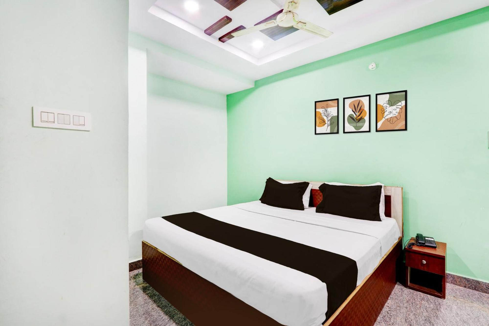 היידראבד Hotel O Anoos Minarva מראה חיצוני תמונה